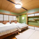 G72新宿最中心 两室一厅 新宿三丁目车站4分 2 Rooms Shinjuku Center 4 Mins To St Max 7P 直达新宿 涉谷 表参道 池袋 上野 代代木 银座 原宿 品川